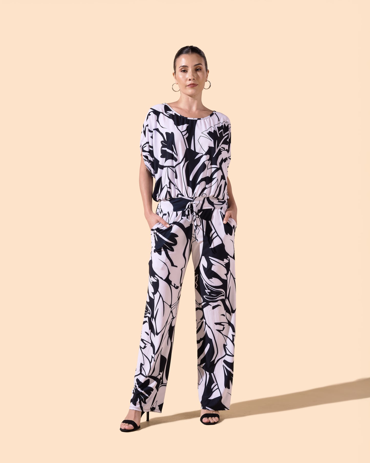Combinaison pantalon imprimée col rond lien ajustable à la taille