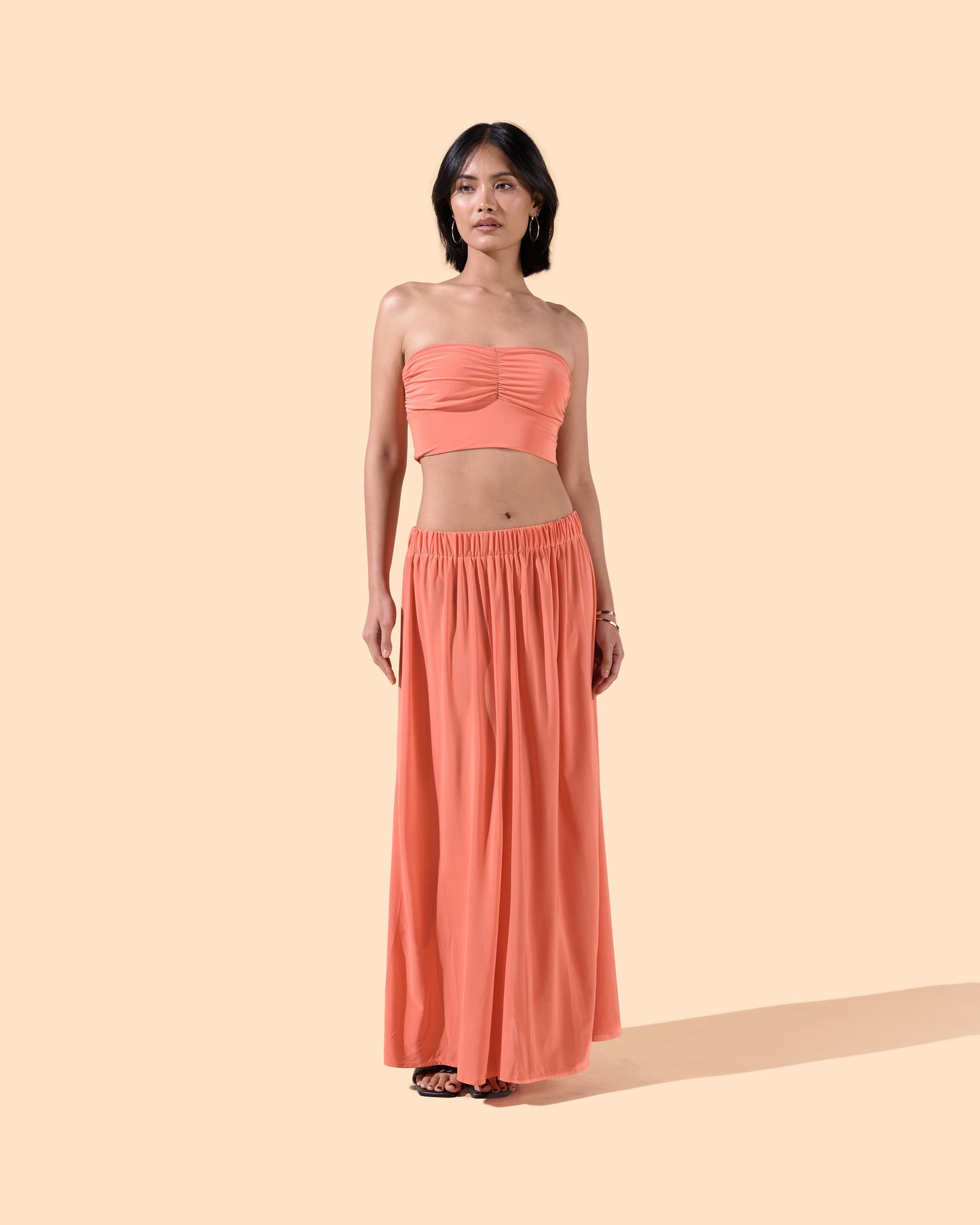 Jupe longue ample élastique à la taille couleur corail