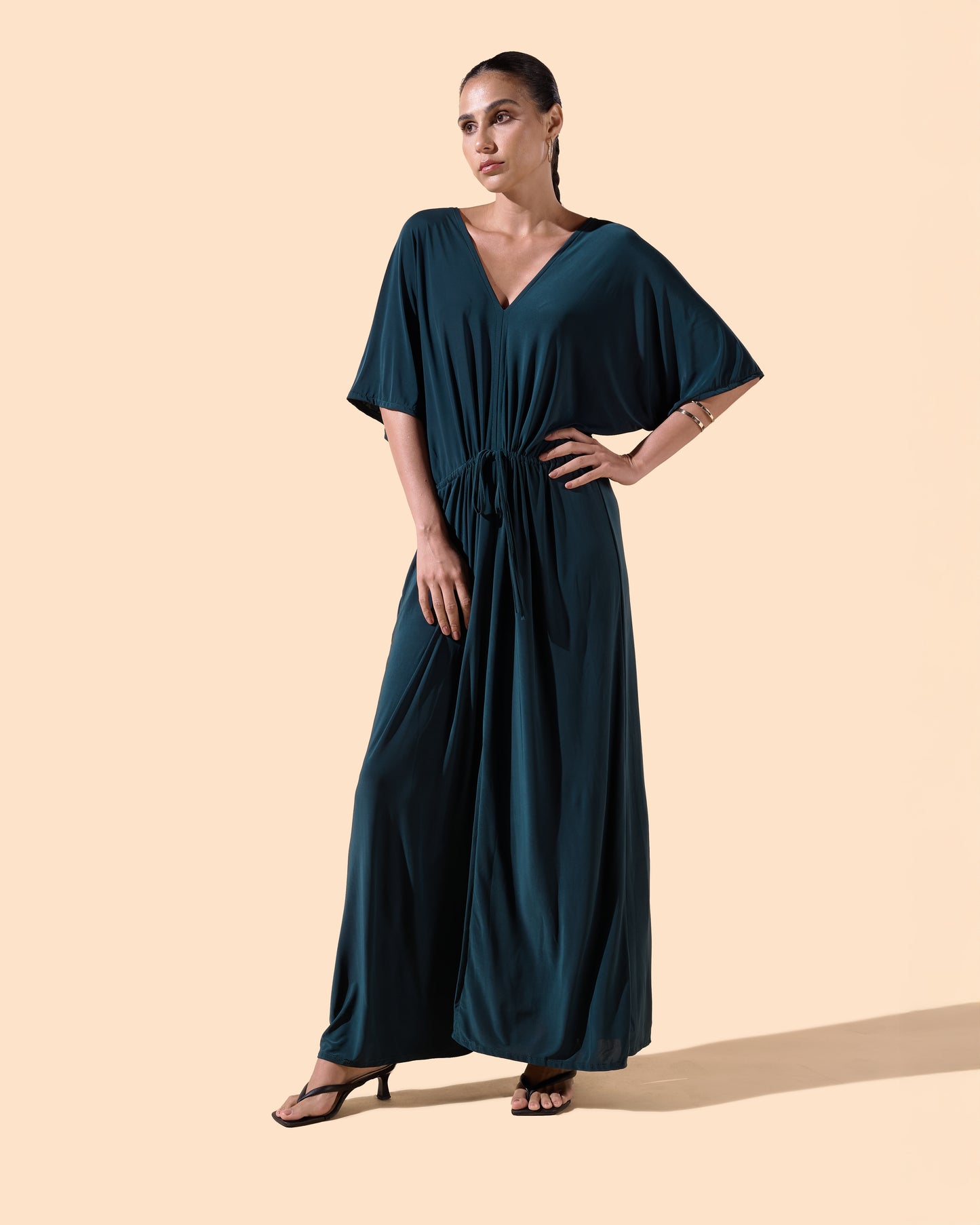 Robe longue col en V manches courtes couleur verte