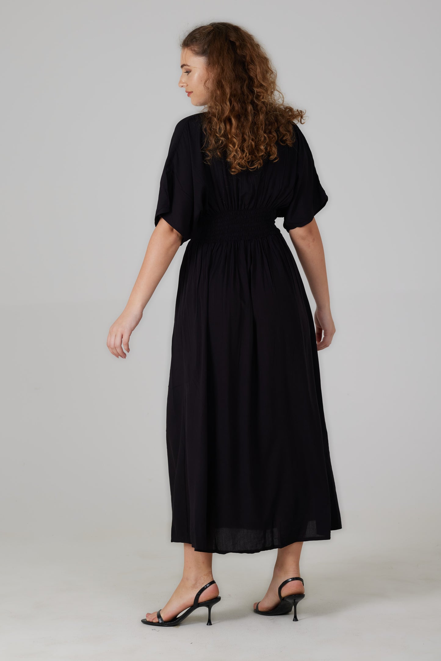 Robe longue manches courtes noire - Lucia