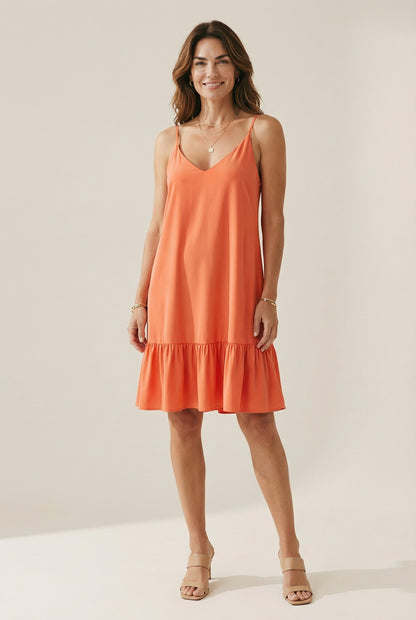 Robe courte imprimée col V bretelles fines volant tendance corail