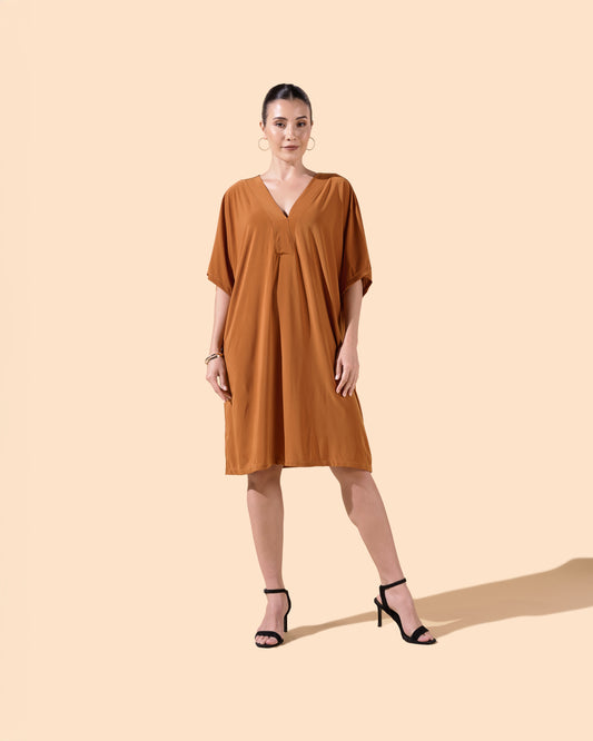 Robe courte fluide col v manches courtes couleur marron