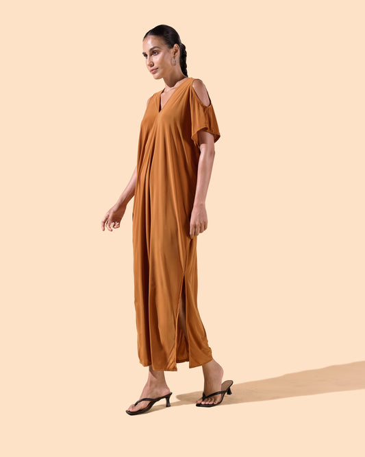 Robe longue ample marron col en v petit dos nu