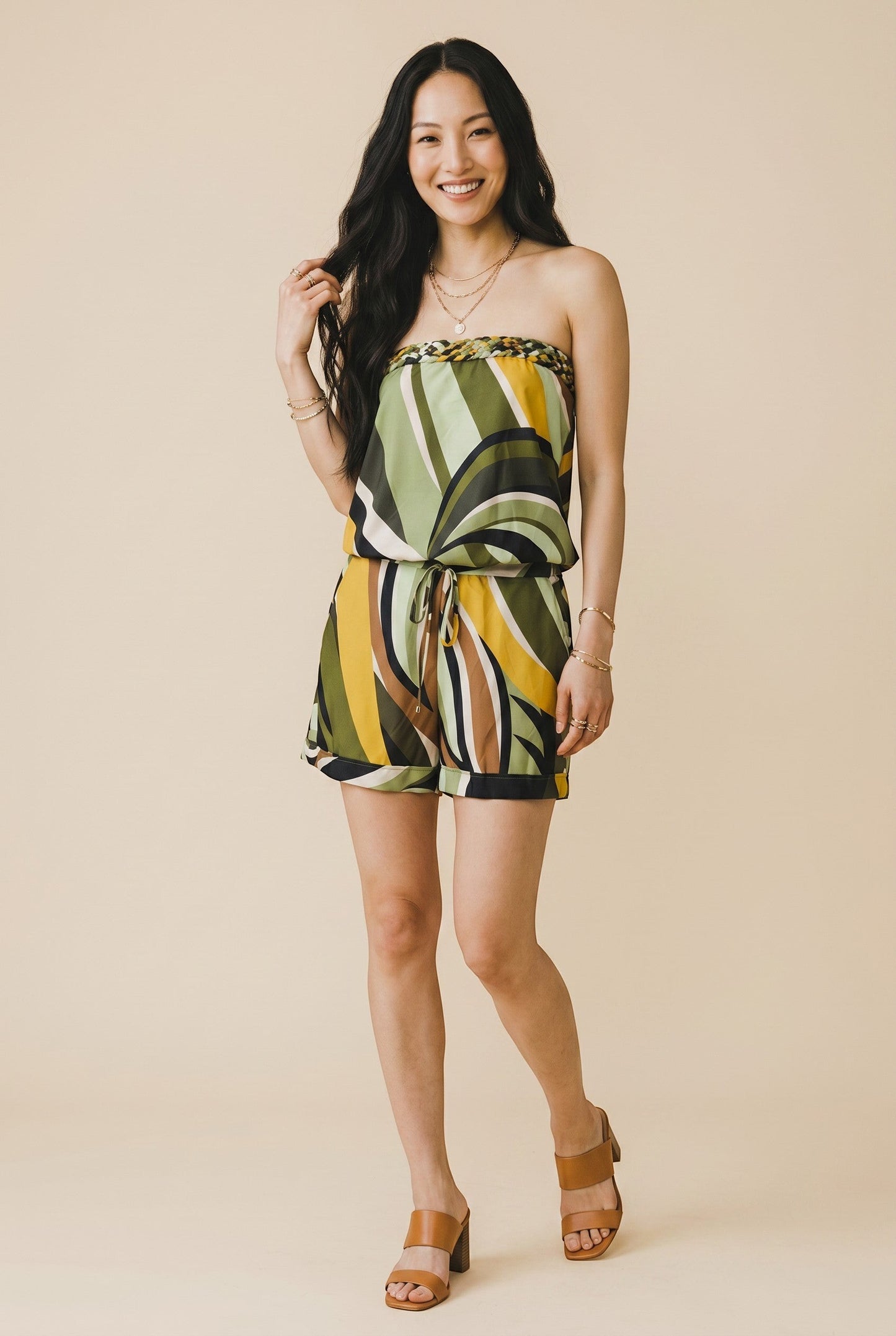 Combishort bustier fluide Callidora d'Osanna Creazione avec un imprimé géométrique multicolore, taille marquée, poches latérales.