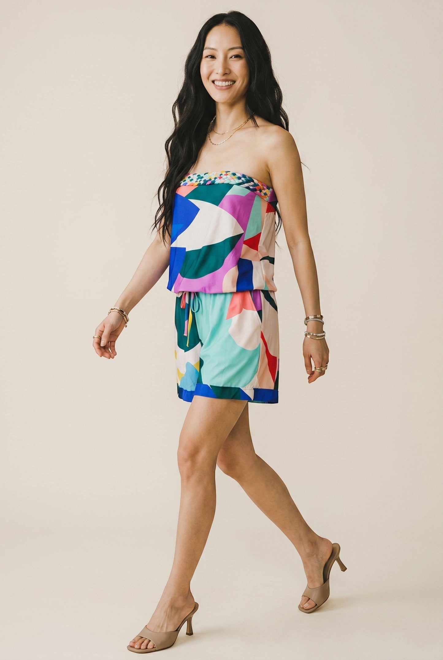 Osanna Creazione combishort bustier fluide multicolore avec imprimé abstrait géométrique, taille marquée, short ample.
