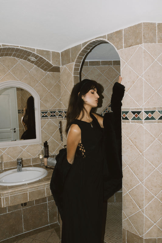 Robe longue sans manches noire - Bezia