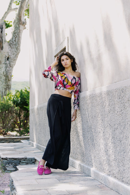 Pantalon à nouer sur le devant pour un effet thaï coupe classique couleur noir
