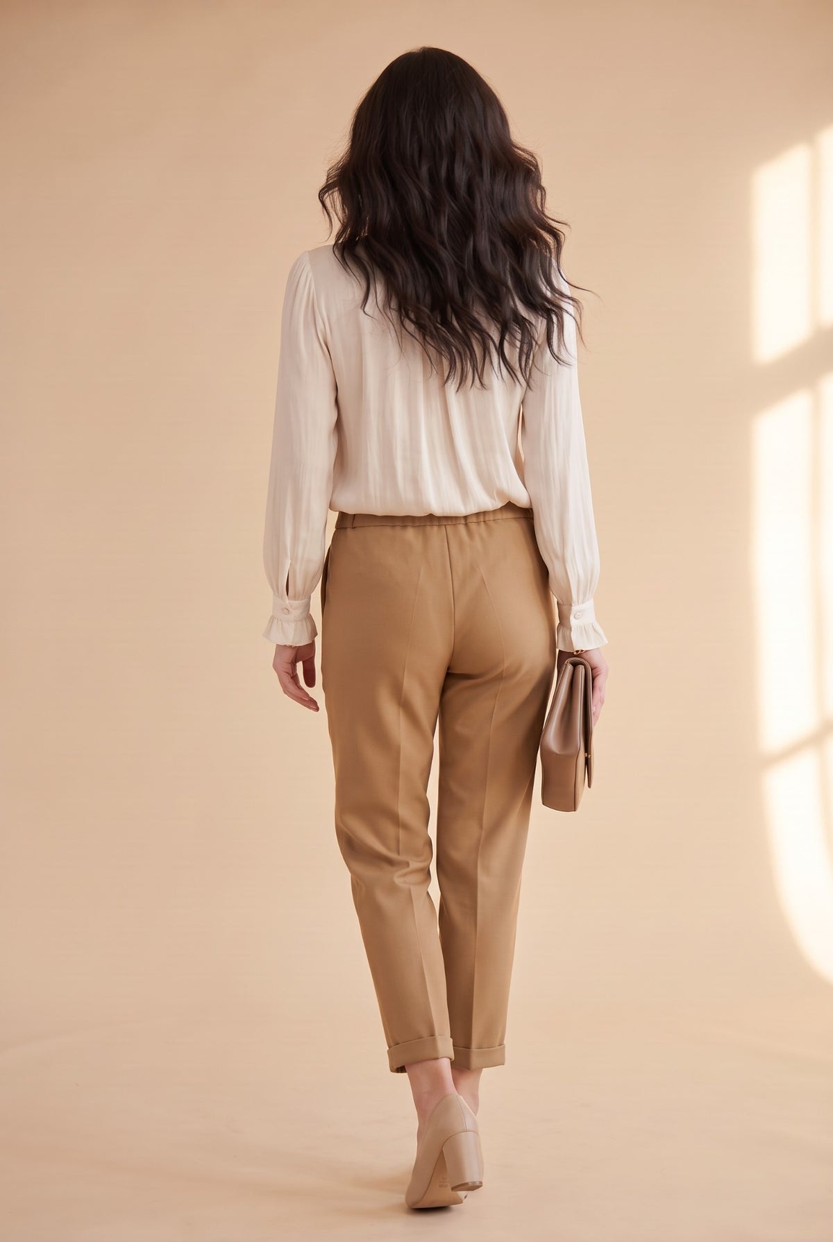 Pantalon SAMY beige femme, vue de dos – Sélection OSANNA