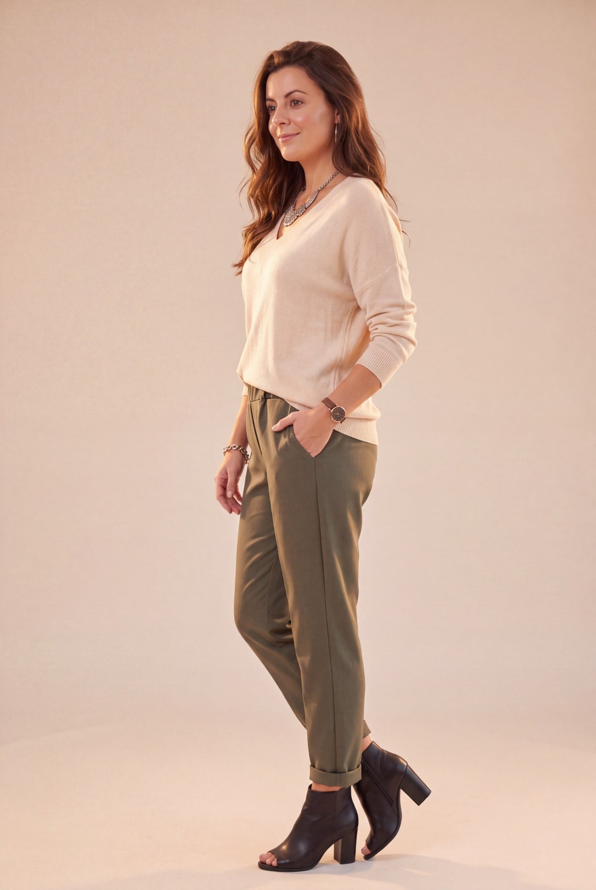 Pantalon SAMY kaki femme, vue de profil – Sélection OSANNA