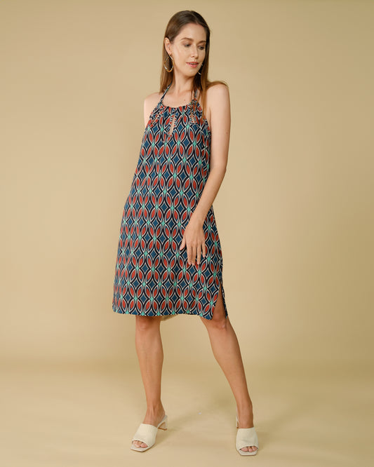 robe-courte-motif-femme
